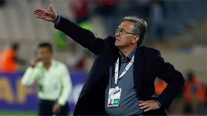 اقالة مدرب عمان بعد الخروج من كأس آسيا