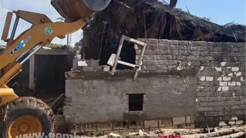 إزالة ١٥ حالة تعدي على أملاك الدولة بدمياط فى أولى حملات الموجة٢٢