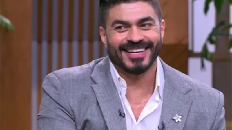خالد سليم يتحدث عن ضرب والده له في طفولته