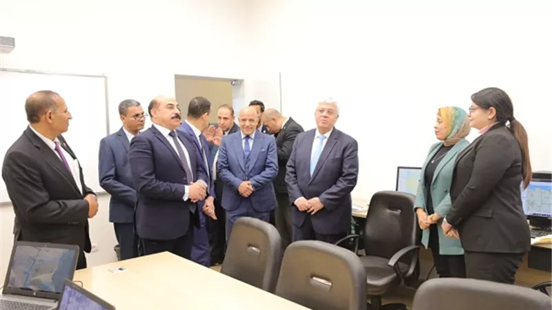 وزير التعليم العالي يتفقد مركز إبداع مصر الرقمية بجامعة أسوان