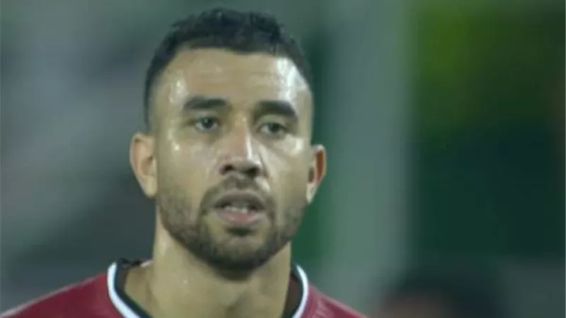 تريزيجيه يهدر هدفا لمنتخب مصر برأسية غير متقنة فى يد حارس الكونغو
