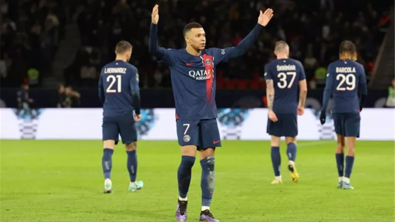 ماذا حدث؟.. تطور جديد في صفقة مبابي مع ريال مدريد