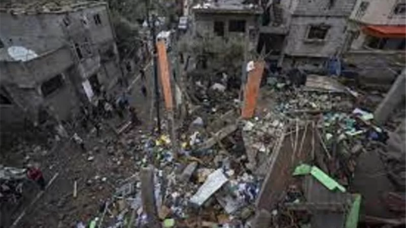 عشرات القتلى والجرحى بقصف إسرائيلي لمنازل ومدارس فى غزة