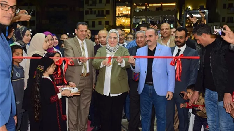 وزيرة التضامن تفتتح معرض ديارنا بالأقصر بمشاركة ٢٠٠ عارض