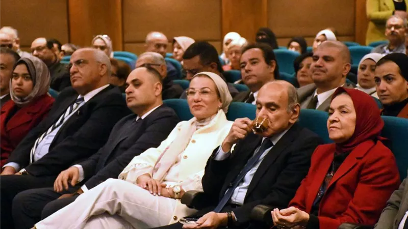 وزيرة البيئة تشهد احتفالية المكتب العربي للشباب بيوم البيئة الوطن