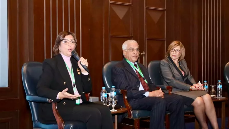 حجازي يشهد الجلسات النقاشية لمؤتمر نظام التعليم المصري (STEM)