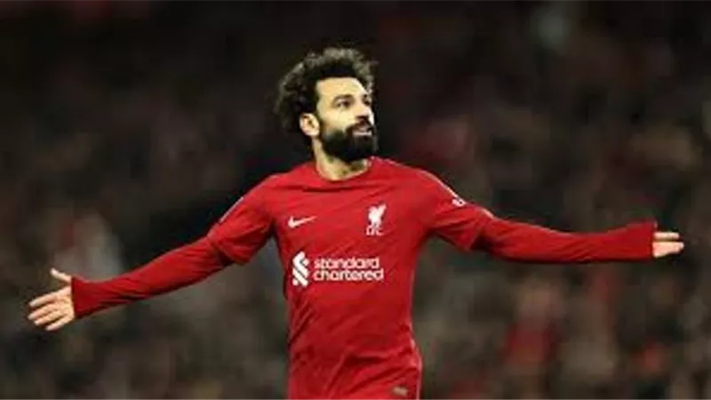 هل يشارك محمد صلاح في المباراة القادمة لفريق ليفربول؟ .. ناقد رياضي يكشف