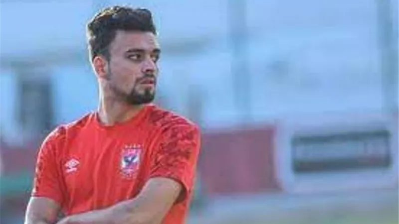 فرج عامر : نجم الاهلى تنازل عن 12 مليون جنيه قبل للرحيل