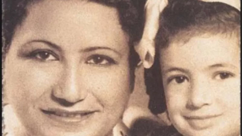 الفنانة فردوس محمد .. أخفت أمومة سرية لـ ١٧عامًا ..ذكرى رحليها