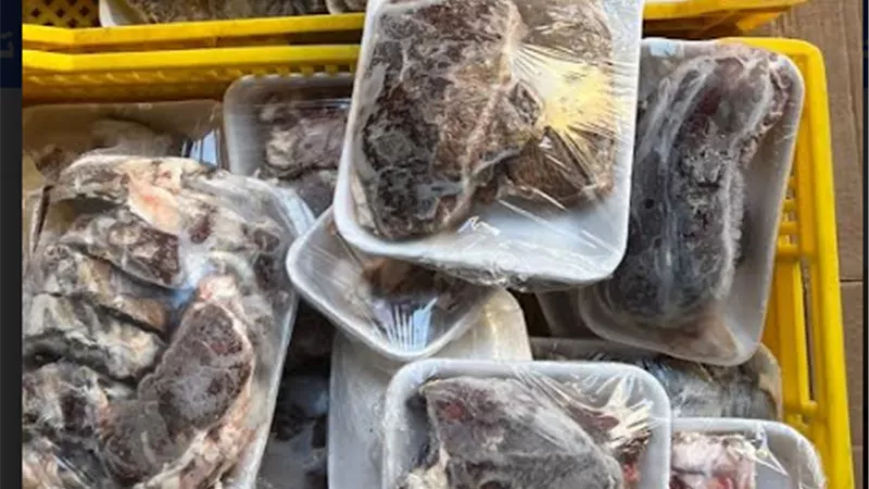 لحوم ومنتجات غذائية غير صالحة للإستهلاك الآدمي