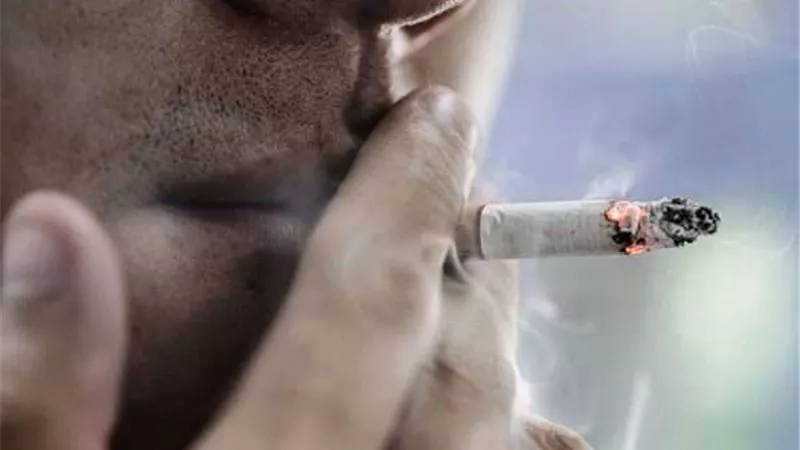 اكتشاف مرض عصبى يصيب المدخنين ..اعرف التفاصيل
