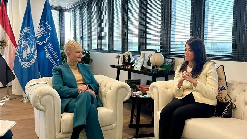 المشاط تبحث التعاون مع المديرة التنفيذية لبرنامج الأغذية العالمي