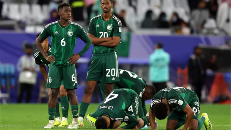 المغرب والسعودية من حلم التتويج باللقب للخروج من دور الـ 16