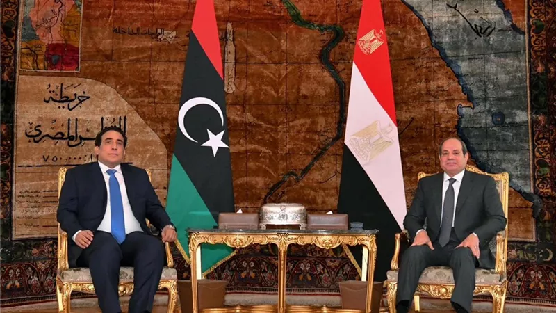 الرئيس يؤكد دعم مصر لكافة الجهود لحماية وحدة الأراضي الليبية