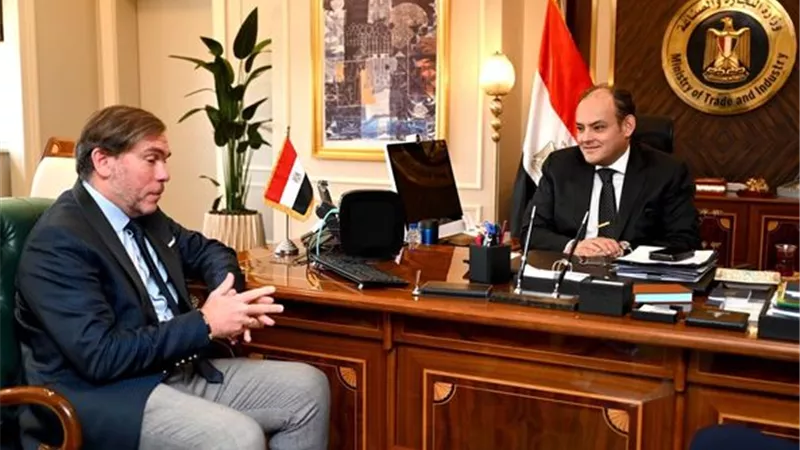 وزير التجارةيبحث مع شركة بي اس اتش خططها المستقبلية بالسوق المصري