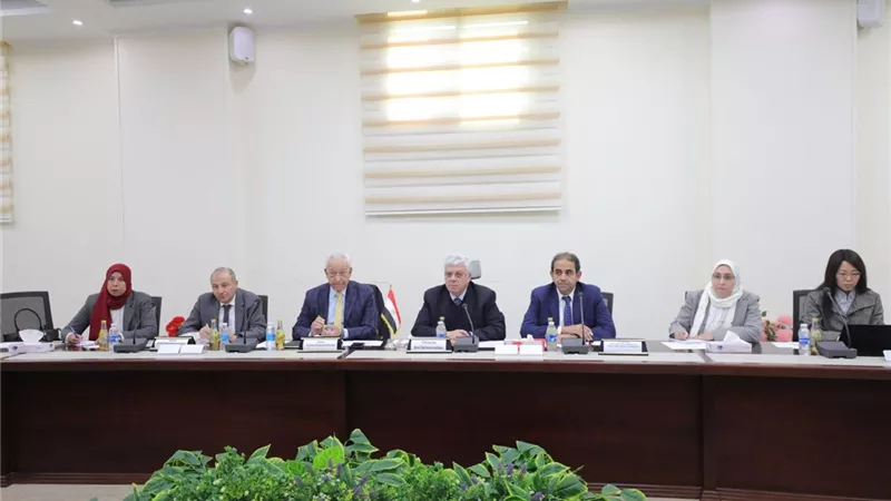 وزير التعليم العالي يبحث التعاون مع سفير اليابان ووفد 
