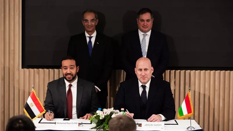 الاتصالات :الكابل البحري مع البانيا يدعم الوصول إلى نقاط متعددة بالبحر المتوسط