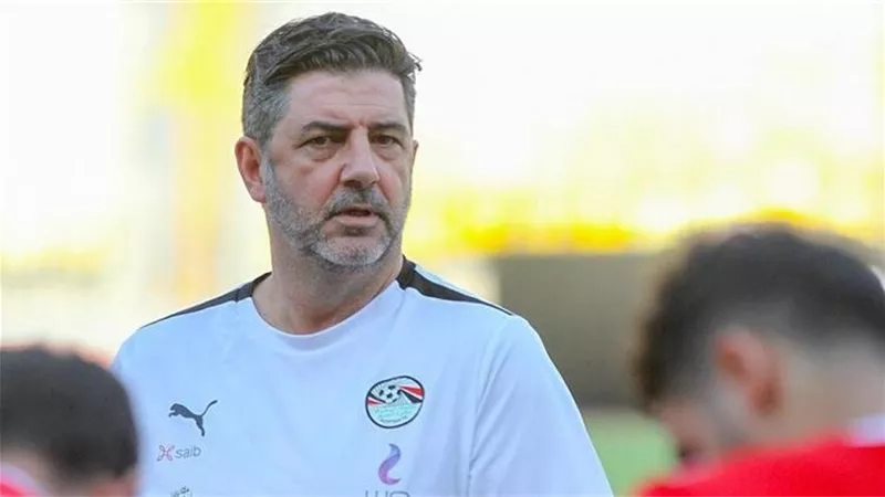 فيتوريا يوافق على فسخ تعاقده مع اتحاد الكرة.. ولكن بشرط