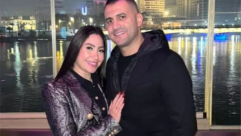 بعد شهرين من الطلاق.. بوسي تغازل هشام ربيع بأغنية 