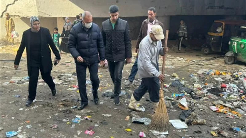 محافظ القليوبية يتابع إزالة الإشغالات واعمال النظافة بالخصوص وشبرا الخيمة