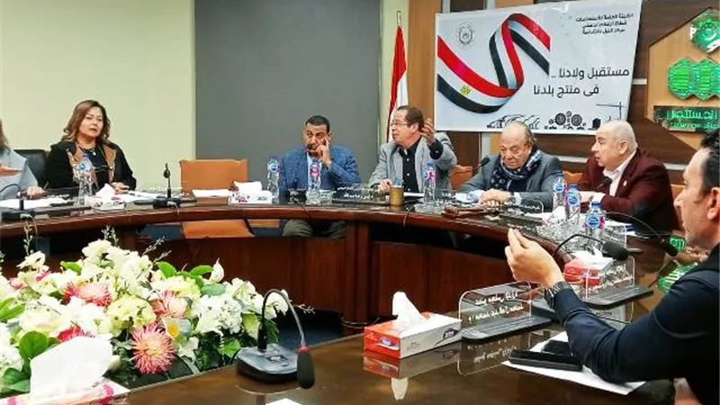 اعلام الشرقية ينظم حلقة مع مستثمرى العاشر حول التوجه التصنيعى