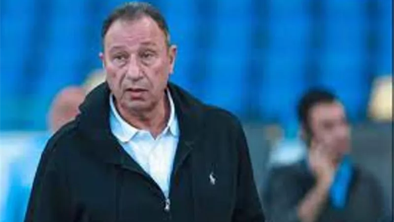تحذير شديد اللهجة من إدارة الاهلى لمحمد عبد المنعم