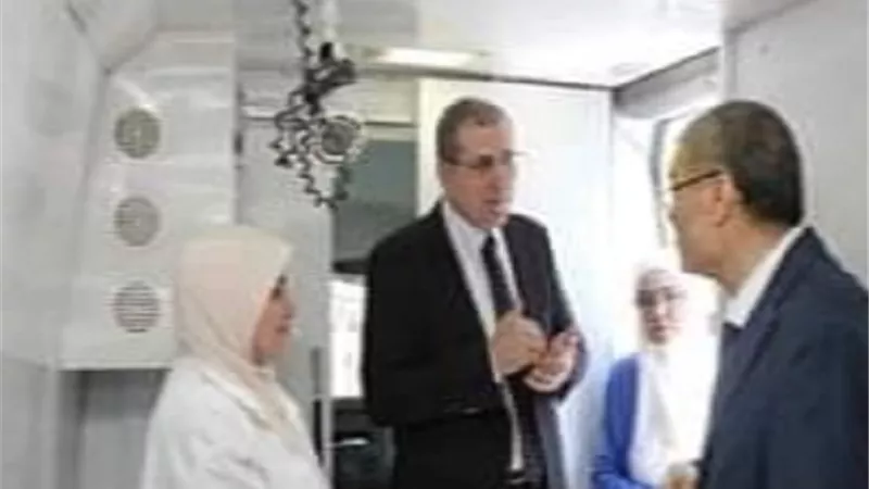 الكشف على 1680 حالة خلال قافلة طبية مجانية بقرية القطوشة