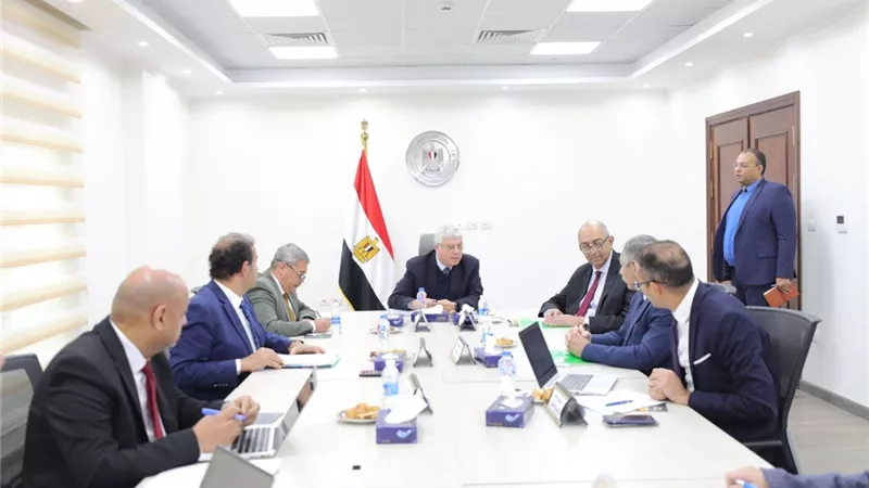 عاشور: إحياء فكر الابتعاث لفترات قصيرة ومُركزة لتحقيق احتياجات الوطن