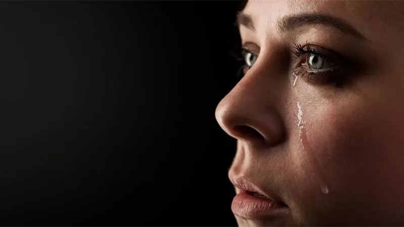 اسباب التوقف عن الشعور بالفرح..تعرف عليها