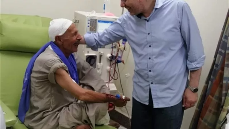 اصابة ٦ اشخاص جراء تسرب غاز بينهم اسرة بالمنيا