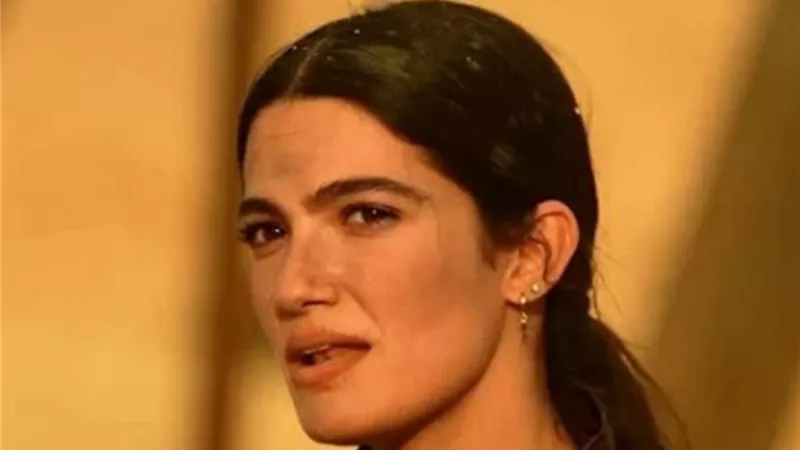 الموت يفجع الفنانة تارا عماد
