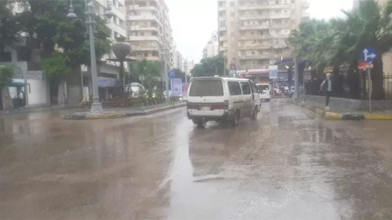 امطار غزيره لليوم الثالث علي التوالي بالاسكندرية