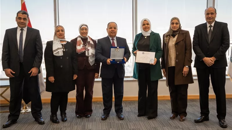 فوز «المالية» والضرائب بجائزة «أفضل منصة» و«أفضل محتوى إبداعي»