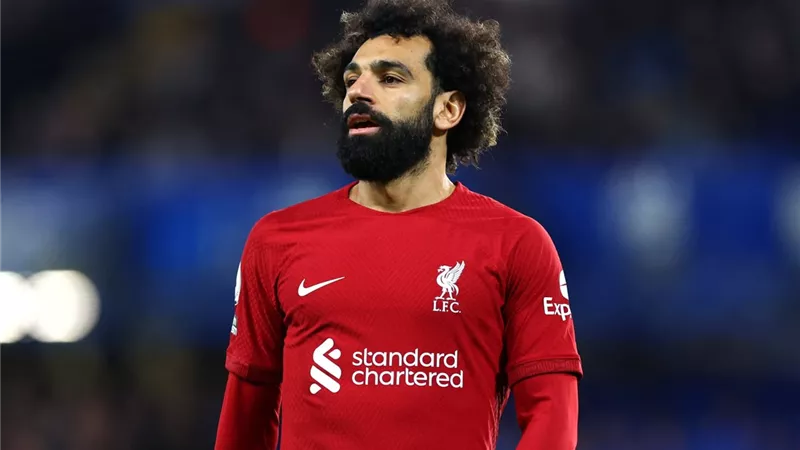 لخلافة صلاح.. ليفربول يراقب ثنائي برشلونة