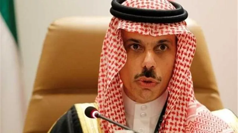 وزيرا خارجية السعودية وبريطانيا يبحثان هاتفيا التطورات في غزة