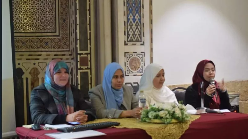بحضور طالبات من إندونيسيا ملتقى المرأة يستعرض الأنشطة بالأزهر