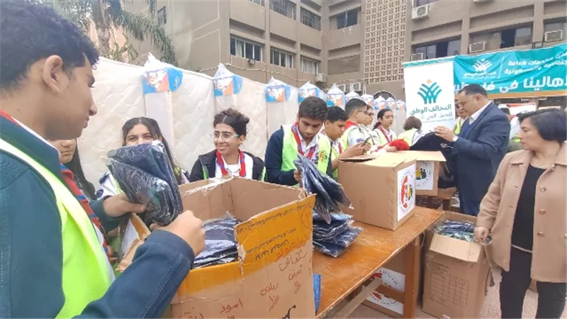 صور.. متطوعو الكنيسة المصرية يشاركون بفعالية دعم أسر غزة