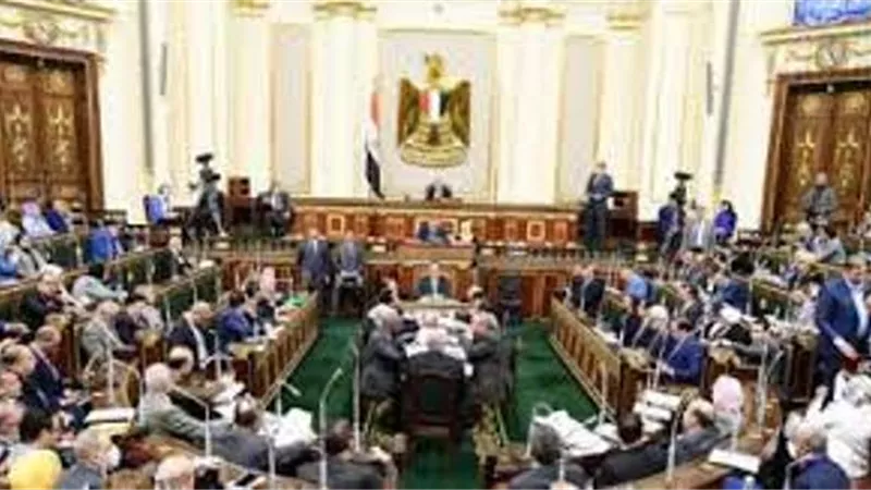 موازنة النواب تكشف أسباب تراجع سعر الدولار