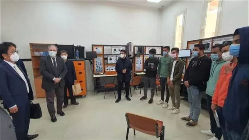 رئيس جامعة بني سويف التكنولوجية يستقبل وفد كوري لتعزيز التعاون