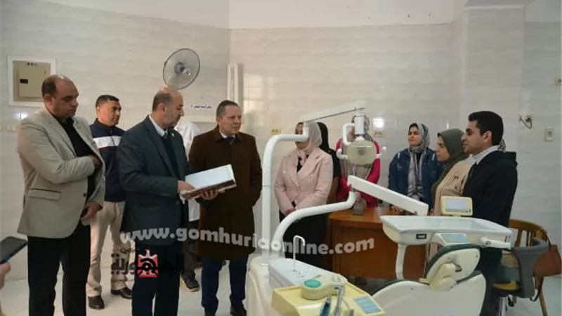 رئيس جامعة دمياط يفاجئ كلية التربية