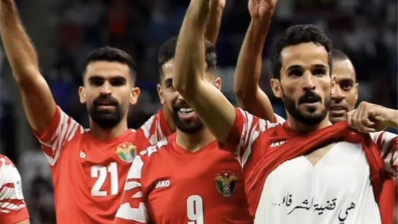 ملك الأردن يهنئ منتخب بلاده بالتأهل إلى نهائي كأس آسيا 2023..شاهد