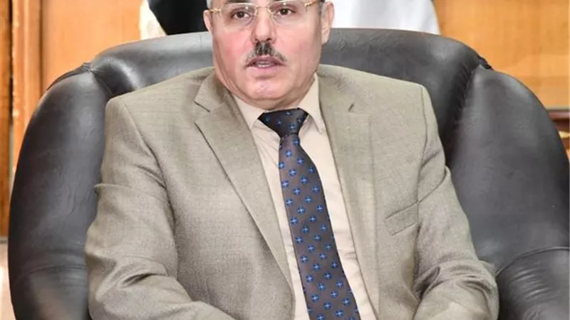 رئيس جامعة القناة يعتمد نتيجة الدفعة 38 لكلية الطب
