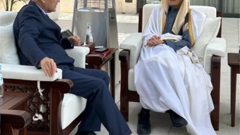 أبو الغيط يبحث مع رئيس الوزراء القطري سبل إنهاء الحرب على غزة