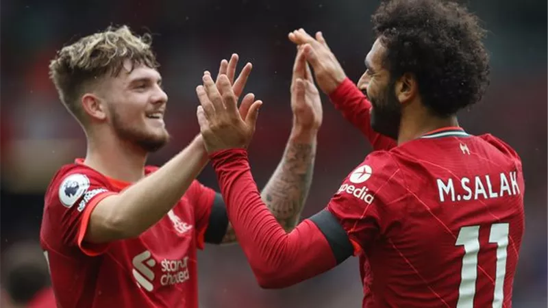 إليوت: صلاح مثلي الأعلى.. وتواصل معي خلال تواجده مع منتخب مصر