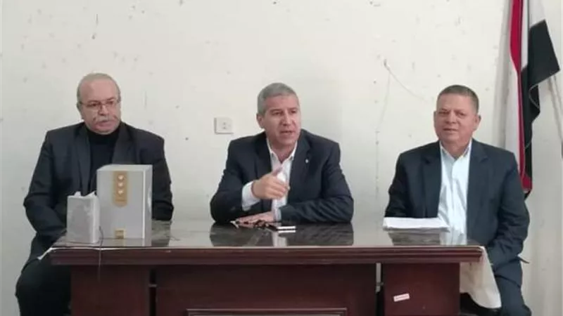 وكيل وزارة تعليم الشرقيةيجتمع مع مديرى المدارس الزراعية