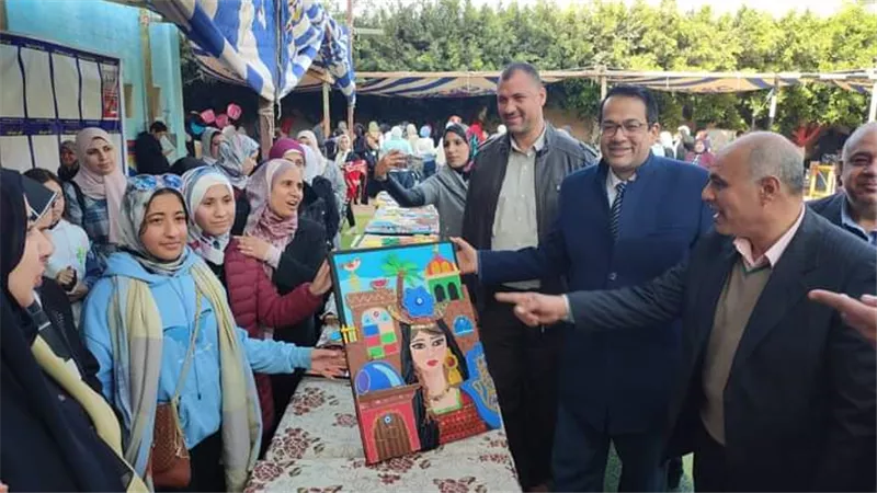 بمشاركة 16 مدرسة لغات.. وكيل تعليم الغربية يشهد فعاليات في حب مصر