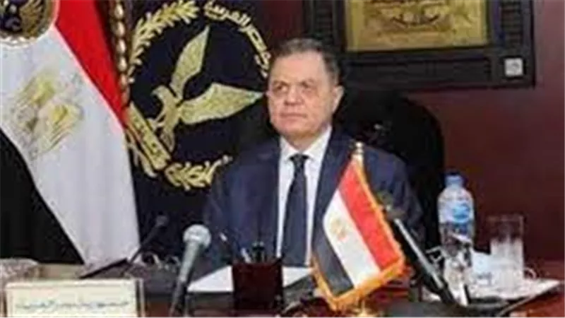 وزير الداخلية يهنئ الرئيس السيسي وقيادات الدولة بذكرى الاسراء والمعراج