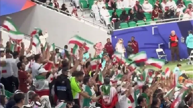 شاهد رد فعل الجماهير الإيرانية بعد الهدف المبكر فى مرمي قطر