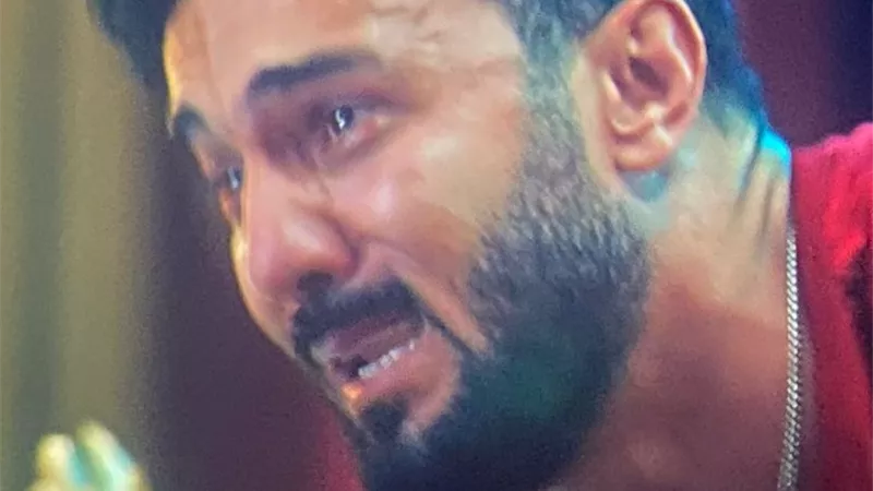 تفاعل الجمهور مع بكاء حسني شتا بمشاهد درويلة أمام عمرو عبدالجليل