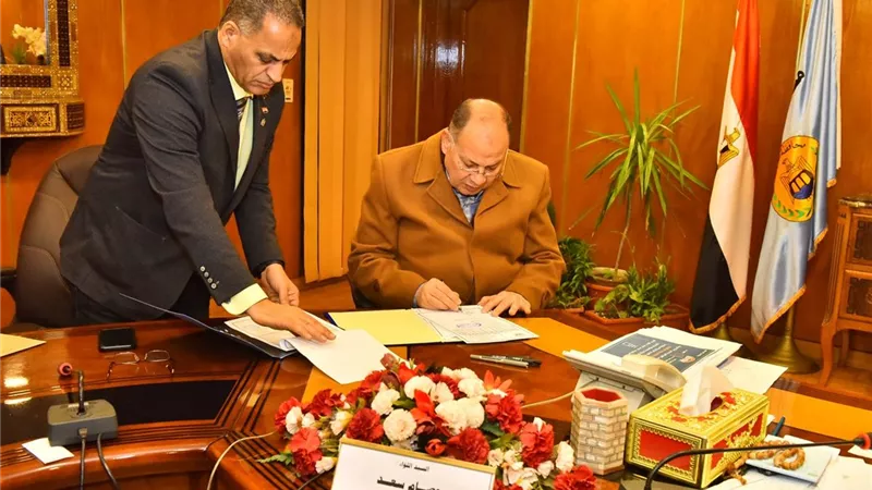 محافظ أسيوط يعتمد نتيجة الشهادة الاعدادية
